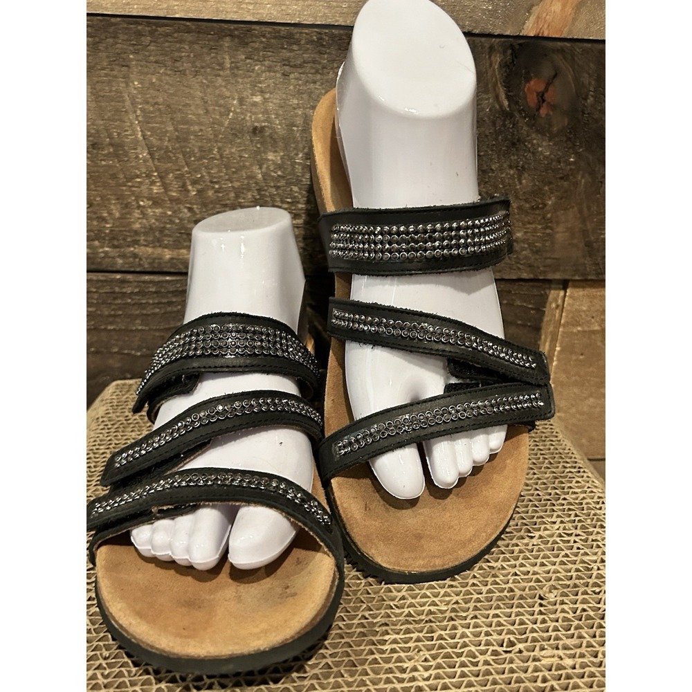 Vionic Women's Size 8 Double Strap Black‎ Embellished  Sandal Made In Spain.